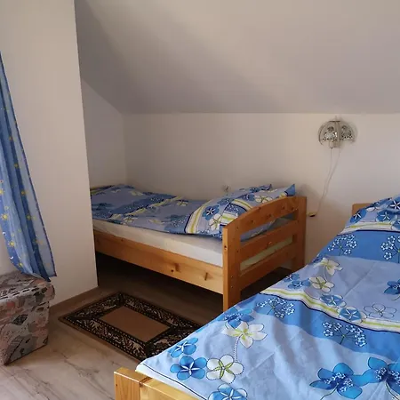 Petofi 4 Апартаменты